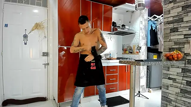 Snapshot of Masterblue_hot chatting on 11/24/25, 07:24 Masterblue hot online show from 11/24/25, 07:24