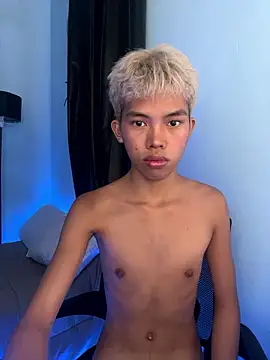 Snapshot of urcumjp chatting on 01/08/26, 03:03 urcumjp online show from 01/08/26, 03:03