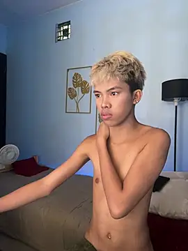 Snapshot of urcumjp chatting on 02/15/26, 01:09 urcumjp online show from 02/15/26, 01:09