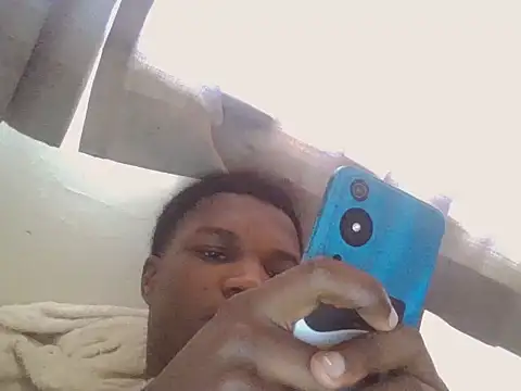 Snapshot of Ziphoo2 chatting on 09/22/25, 09:55 Ziphoo2 online show from 09/22/25, 09:55