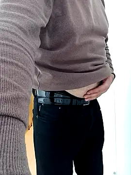 Snapshot of bullut06 chatting on 04/11/26, 12:42 bullut06 online show from 04/11/26, 12:42