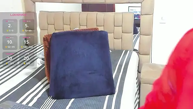 Snapshot of gabrielaponce11 chatting on 11/23/25, 12:21 gabrielaponce11 online show from 11/23/25, 12:21