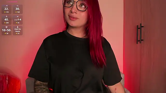 Snapshot of scarlett_Collinss chatting on 09/26/25, 12:36 scarlett Collinss online show from 09/26/25, 12:36