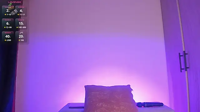 Snapshot of scarlett_Collinss chatting on 06/02/26, 12:07 scarlett Collinss online show from 06/02/26, 12:07