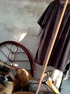 Snapshot of destbaby chatting on 04/20/26, 12:13 destbaby online show from 04/20/26, 12:13