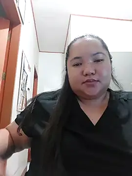 Snapshot of LianaCruzado chatting on 04/04/26, 02:03 LianaCruzado online show from 04/04/26, 02:03