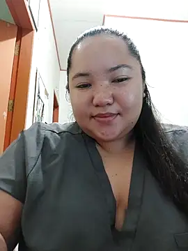 LianaCruzado online show from 04/21/26, 05:36