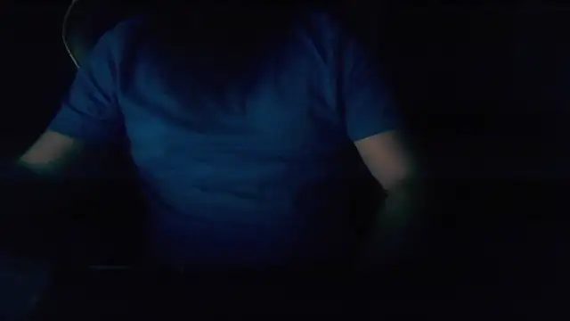 Snapshot of LondonMan1988 chatting on 11/06/25, 06:31 LondonMan1988 online show from 11/06/25, 06:31