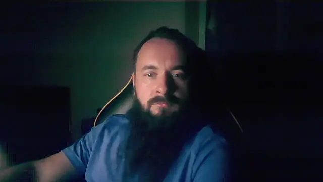 Snapshot of LondonMan1988 chatting on 11/20/25, 05:34 LondonMan1988 online show from 11/20/25, 05:34