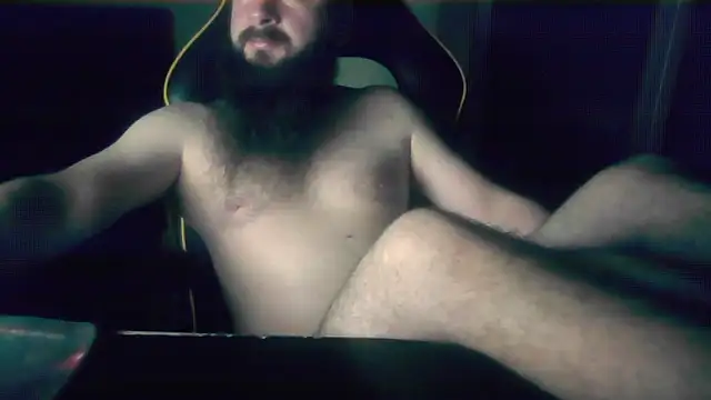 Snapshot of LondonMan1988 chatting on 11/29/25, 10:24 LondonMan1988 online show from 11/29/25, 10:24