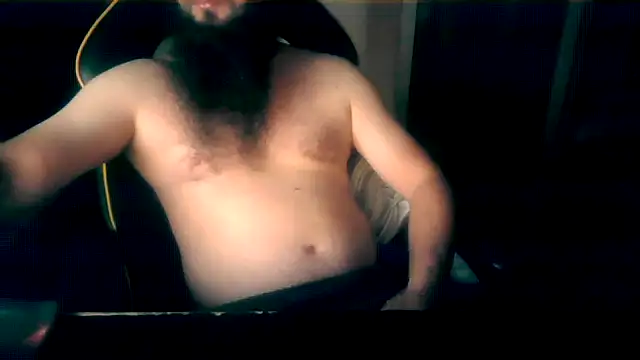 Snapshot of LondonMan1988 chatting on 04/23/26, 07:05 LondonMan1988 online show from 04/23/26, 07:05