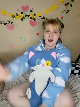 Snapshot of xrixsyx_and_ricky chatting on 03/05/26, 05:53 xrixsyx and ricky online show from 03/05/26, 05:53