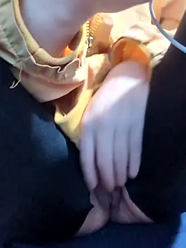 Snapshot of sabe46 chatting on 03/11/26, 02:06 sabe46 online show from 03/11/26, 02:06