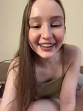 Snapshot of Mary_Sensory chatting on 05/05/26, 09:28 Mary Sensory online show from 05/05/26, 09:28
