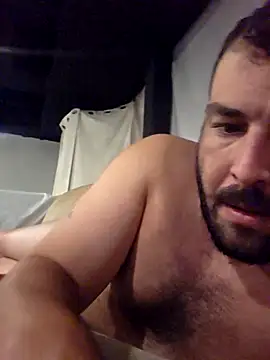 Snapshot of Me4Uanytime chatting on 09/13/25, 04:07 Me4Uanytime online show from 09/13/25, 04:07
