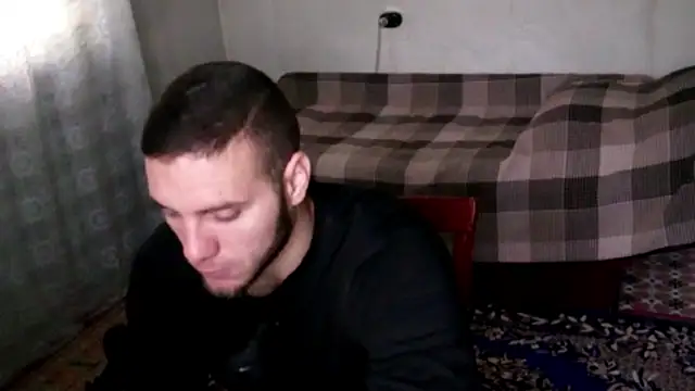 Snapshot of Jordan1Dior chatting on 10/21/25, 06:36 Jordan1Dior online show from 10/21/25, 06:36