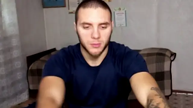 Snapshot of Jordan1Dior chatting on 11/18/25, 07:46 Jordan1Dior online show from 11/18/25, 07:46