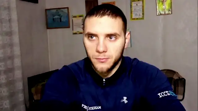 Snapshot of Jordan1Dior chatting on 11/30/25, 07:23 Jordan1Dior online show from 11/30/25, 07:23