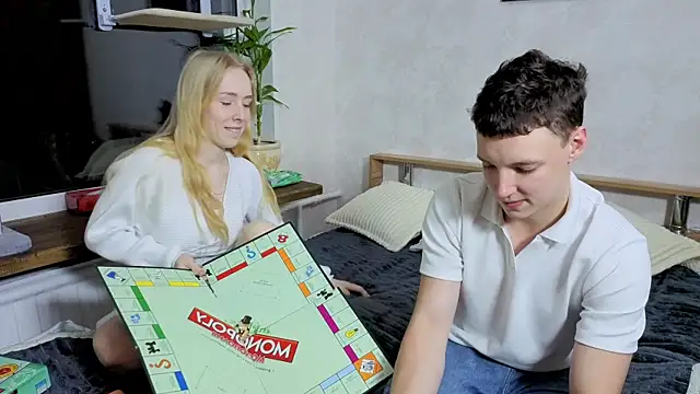 Snapshot of Emily0303 chatting on 10/08/25, 03:53 Emily0303 online show from 10/08/25, 03:53