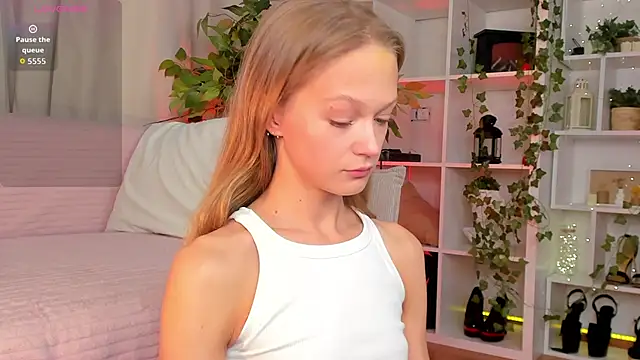 Kara smalltits online show from 12/04/25, 11:52