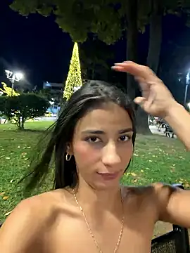 Snapshot of -juicy_ chatting on 01/09/26, 11:17 -juicy online show from 01/09/26, 11:17