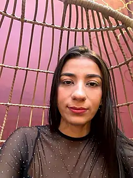 Snapshot of -juicy_ chatting on 01/11/26, 10:26 -juicy online show from 01/11/26, 10:26