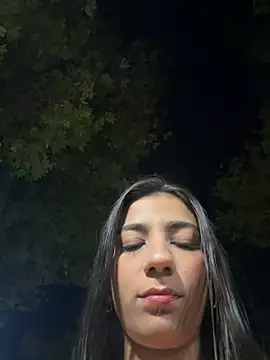 Snapshot of -juicy_ chatting on 01/16/26, 11:31 -juicy online show from 01/16/26, 11:31