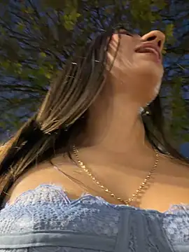 Snapshot of -juicy_ chatting on 02/03/26, 11:21 -juicy online show from 02/03/26, 11:21