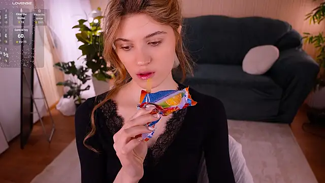 Snapshot of Angell_Wild chatting on 04/04/26, 03:53 Angell Wild online show from 04/04/26, 03:53