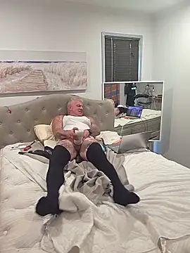 Snapshot of iamthepublickmasterbater chatting on 03/16/26, 02:39 iamthepublickmasterbater online show from 03/16/26, 02:39