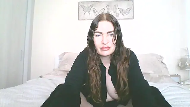 EllaKent online show from 04/10/26, 08:08