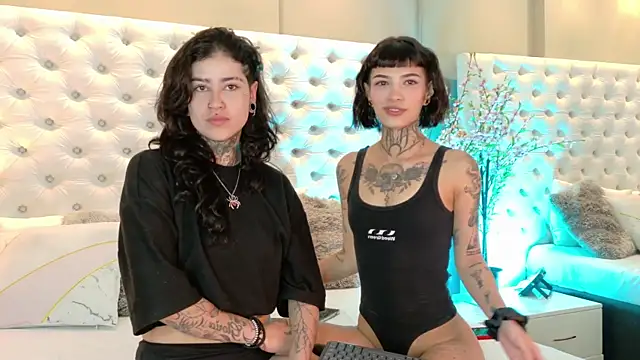 Snapshot of aa_lunit chatting on 09/13/25, 01:33 aa lunit online show from 09/13/25, 01:33