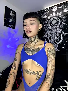 Snapshot of aa_lunit chatting on 10/08/25, 03:31 aa lunit online show from 10/08/25, 03:31