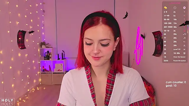 Snapshot of bananasgirl chatting on 10/26/25, 05:57 bananasgirl online show from 10/26/25, 05:57