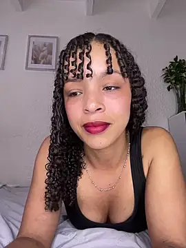 Yasmin777  online show from 05/30/26, 09:01