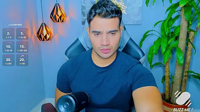 AndresR3 online show from 09/10/25, 01:38