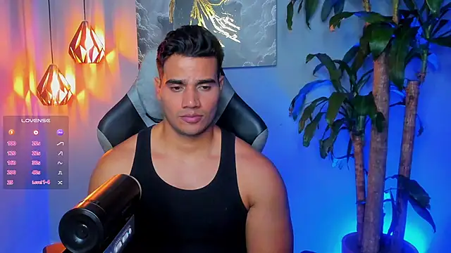 AndresR3 online show from 10/24/25, 08:22