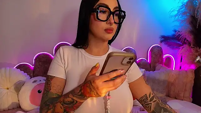 Claiborne Morris online show from 02/22/26, 07:56