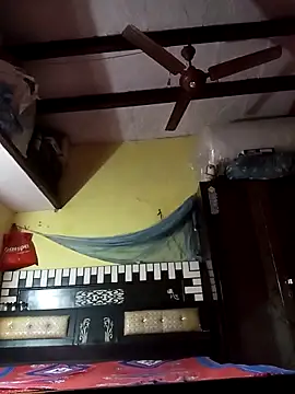 urdreamman online show from 11/26/25, 02:23