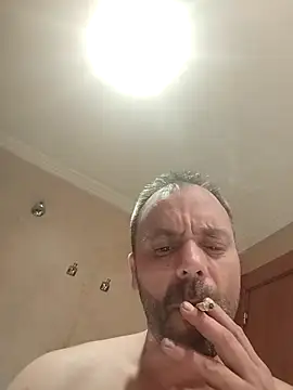 manchego85 online show from 09/18/25, 04:58