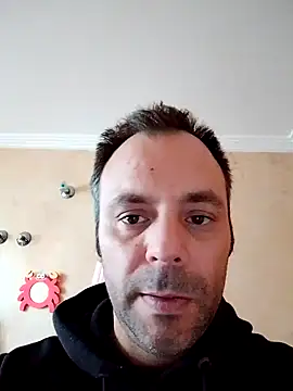 manchego85 online show from 10/18/25, 04:52