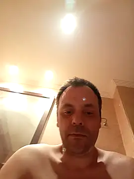 Snapshot of manchego85 chatting on 04/19/26, 11:07 manchego85 online show from 04/19/26, 11:07