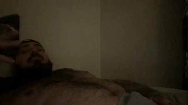 Snapshot of daddydrewskiez chatting on 10/21/25, 07:03 daddydrewskiez online show from 10/21/25, 07:03