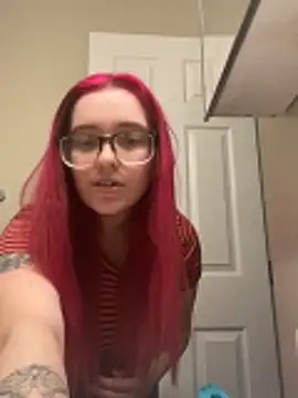 MommaBigTits24 online show from 03/13/26, 07:09