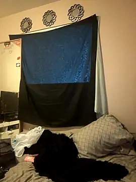 Snapshot of 1n0nlythroat chatting on 11/20/25, 12:44 1n0nlythroat online show from 11/20/25, 12:44