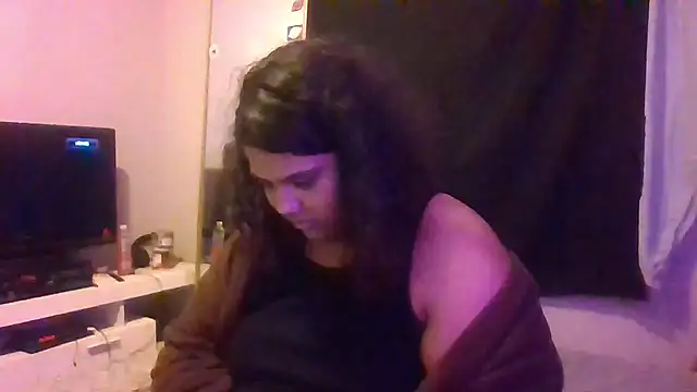 Snapshot of 1n0nlythroat chatting on 11/22/25, 01:26 1n0nlythroat online show from 11/22/25, 01:26