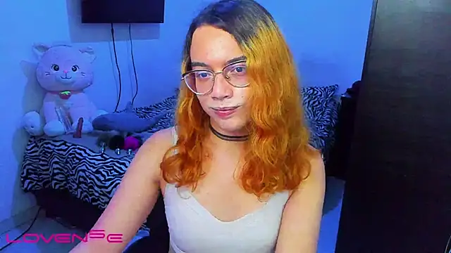 Snapshot of lillykittyy chatting on 12/20/25, 10:28 lillykittyy online show from 12/20/25, 10:28