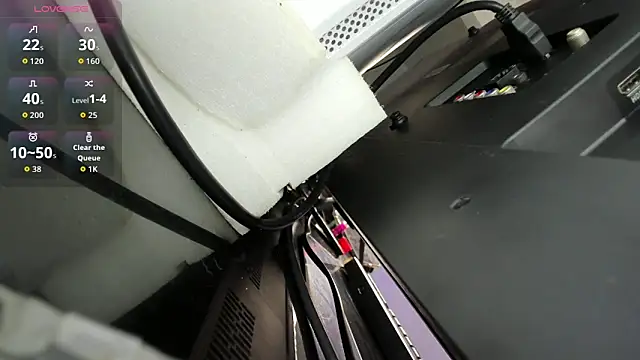 Snapshot of blue_wxw chatting on 11/19/25, 04:56 blue wxw online show from 11/19/25, 04:56