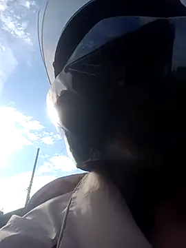 Snapshot of _Alaskamisa chatting on 10/12/25, 09:25  Alaskamisa online show from 10/12/25, 09:25