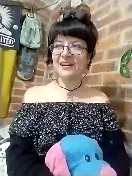 Snapshot of _Alaskamisa chatting on 10/22/25, 02:12  Alaskamisa online show from 10/22/25, 02:12